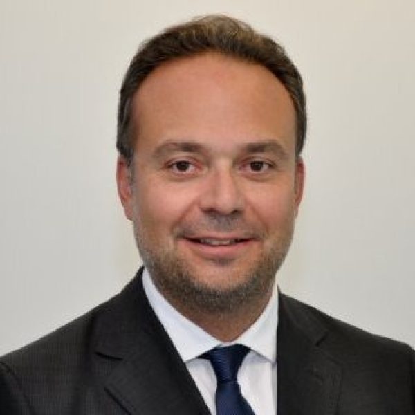 Arndt headshot