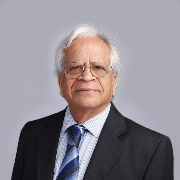 Dr Ravindra